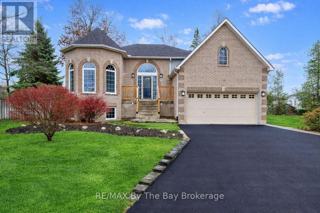 5 bed 3 bath single family at 6 DEERRUN PLACE — $799,900
