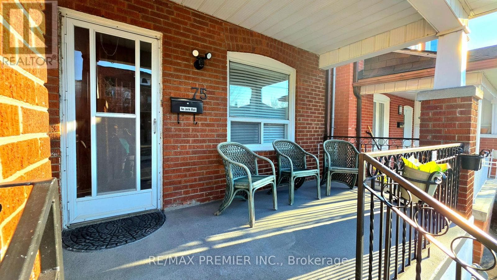 75 AUBURN AVENUE photo 2