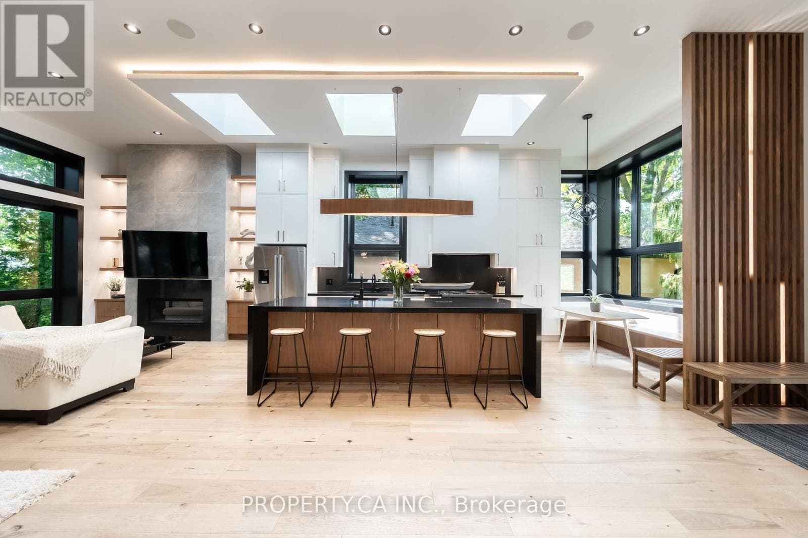 6 bed 5 bath single family at 58 FARNINGHAM CRESCENT — $1,999,999