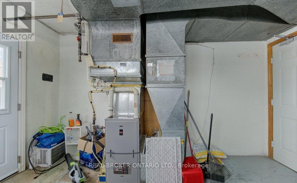 109 ETON DRIVE photo 3