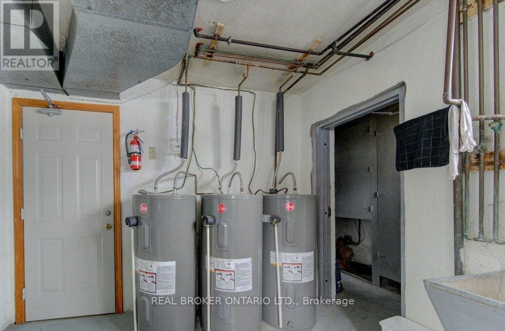 109 ETON DRIVE photo 4
