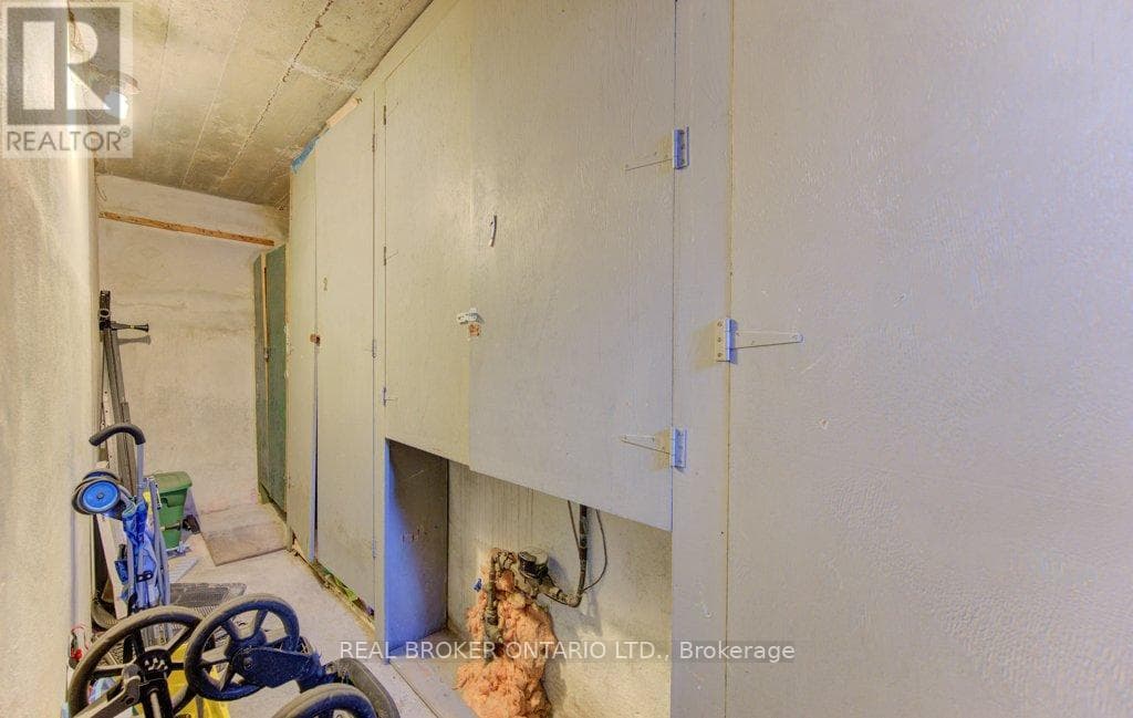 109 ETON DRIVE photo 5