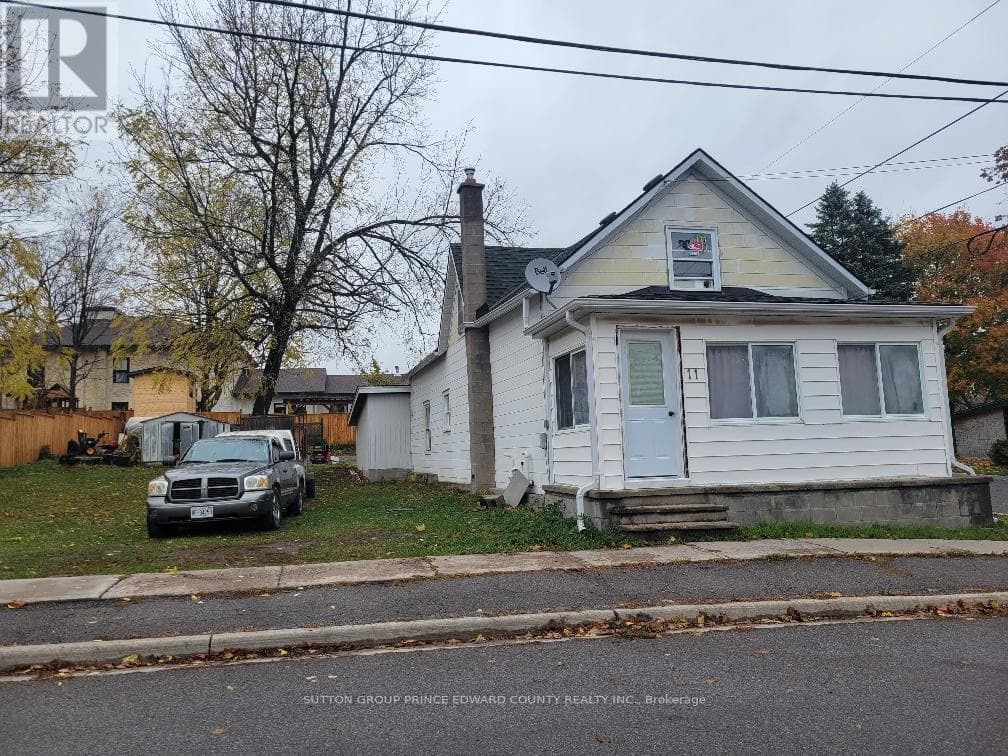 11 LOW STREET photo 2