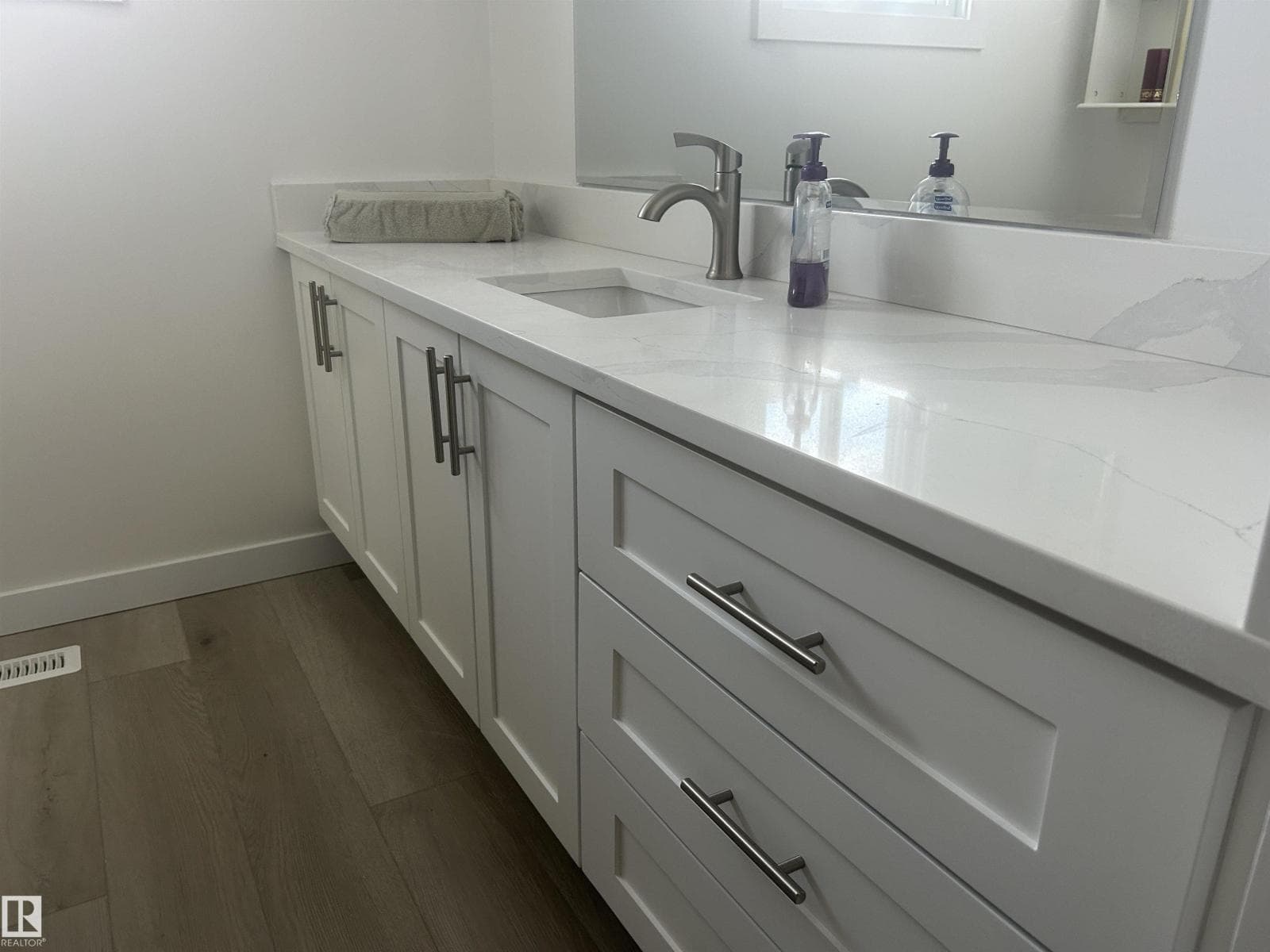 14911 77 ST NW NW photo 4