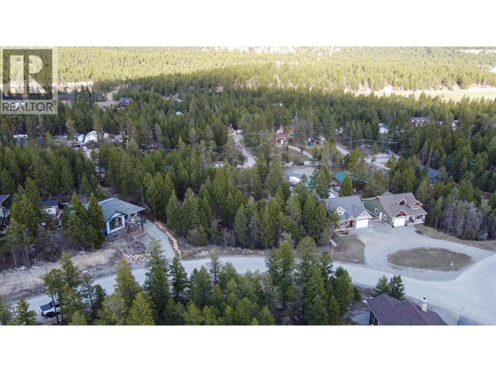 Lot 17 COPPER POINT Way photo 2