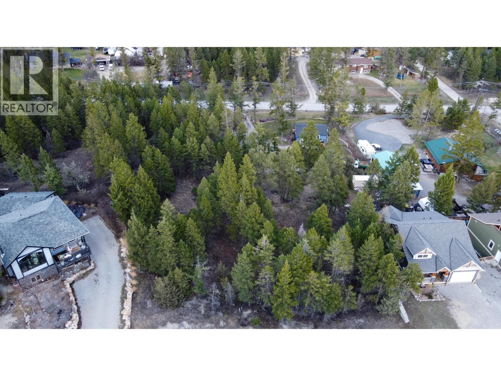 Lot 17 COPPER POINT Way photo 4