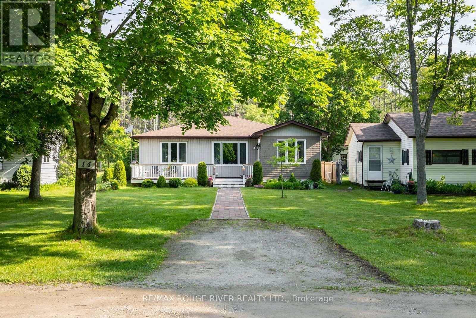 3 bed 2 bath single family at 14 - 10126 LONGSAULT ROAD — $639,000