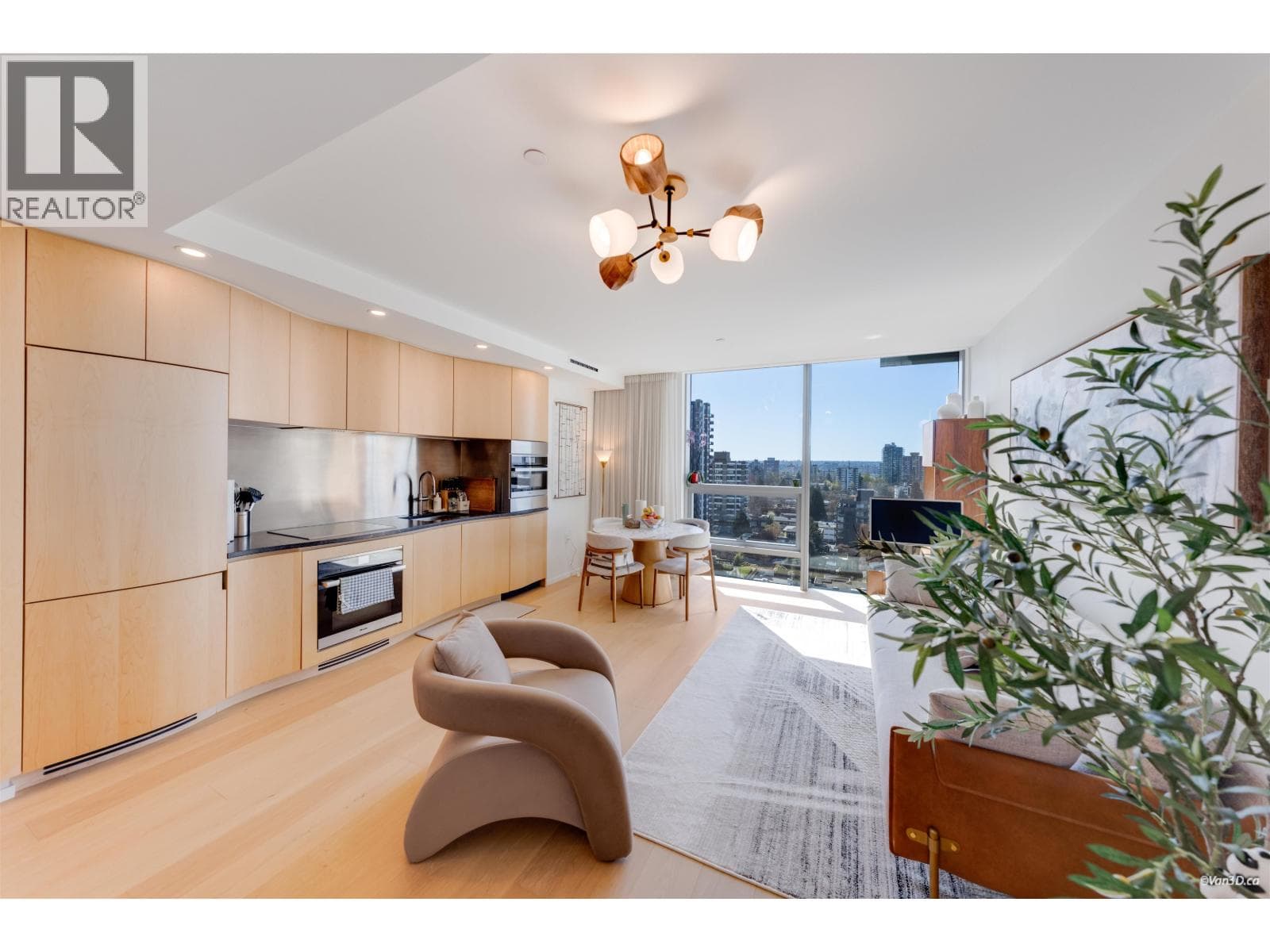 1605 1568 ALBERNI STREET photo 3