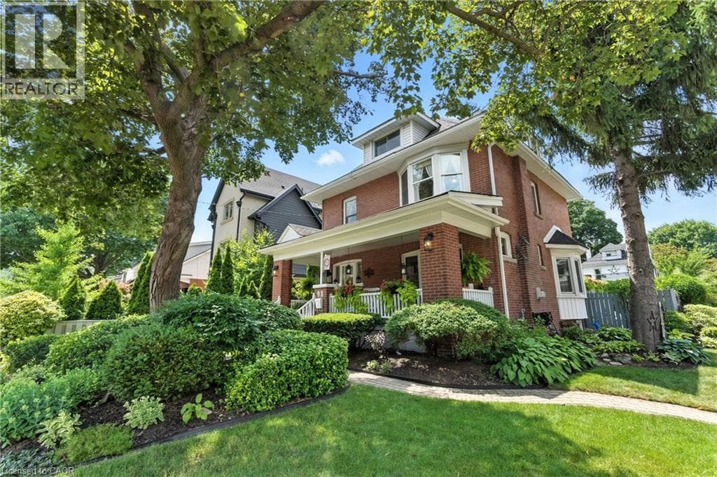 98 KENSINGTON Avenue S photo 2
