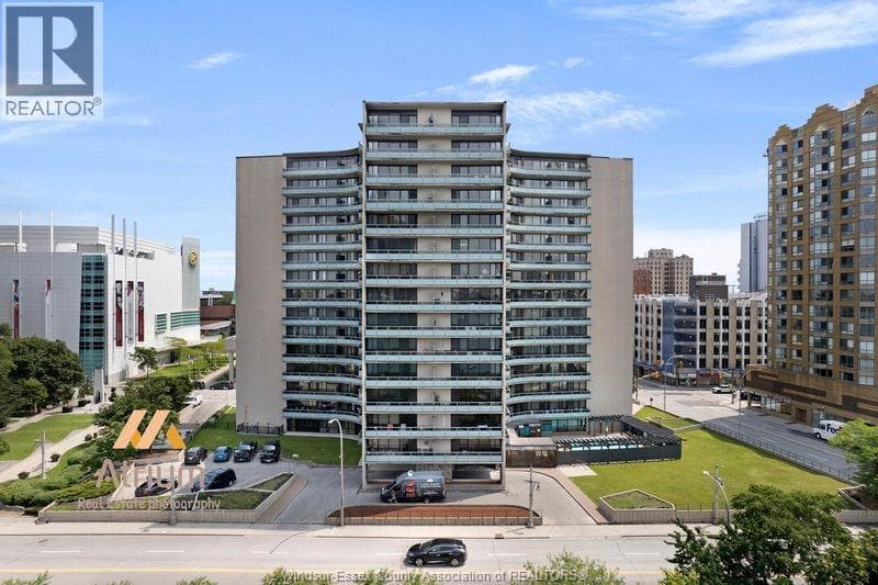 111 Riverside DRIVE East Unit# 1412 photo 2