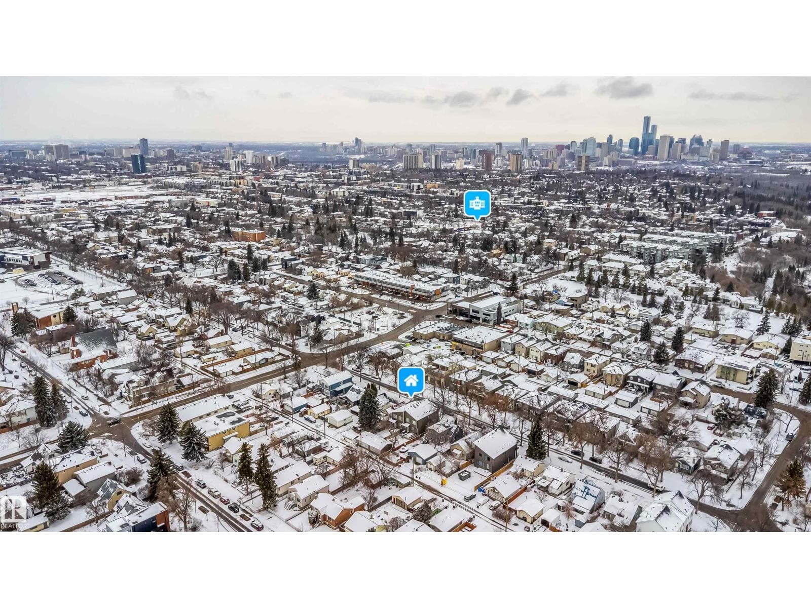 9527 75 AV NW photo 5