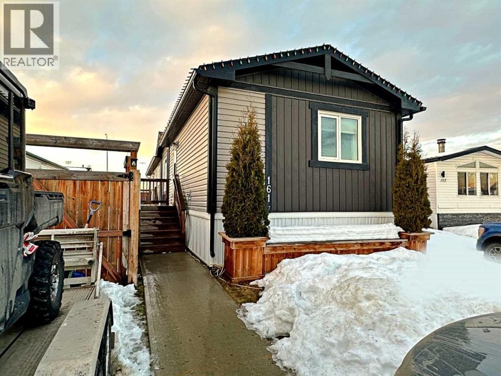 3 bed 2 bath single family at 161 Card Crescent — $299,900