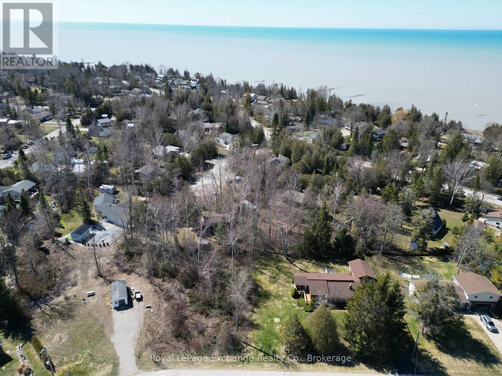 321 TYENDINAGA ROAD photo 5