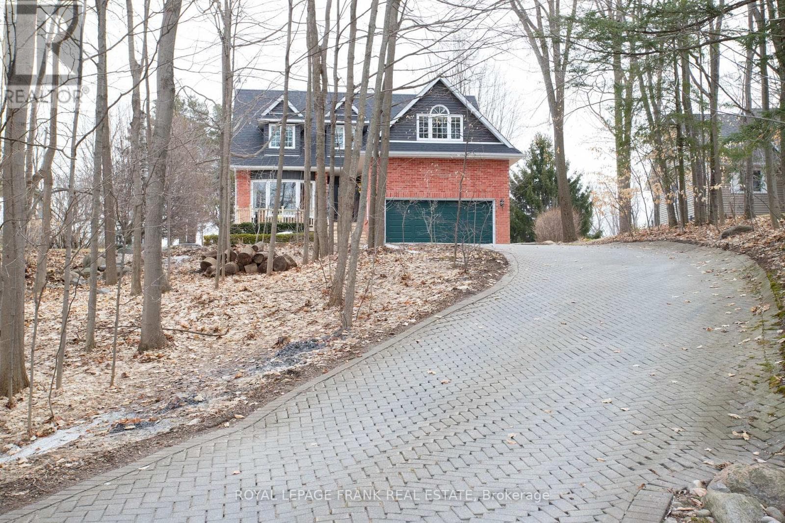 5 bed 3 bath single family at 85 AMBLESIDE DRIVE — $1,349,000