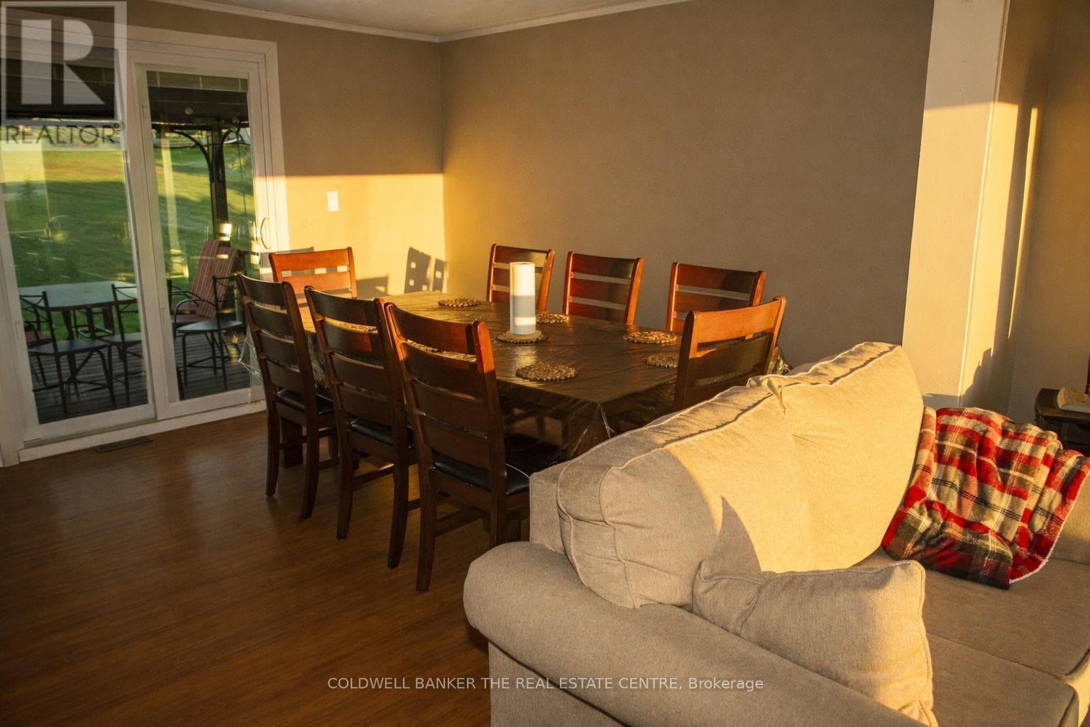 426 SUNSET CRESCENT photo 4