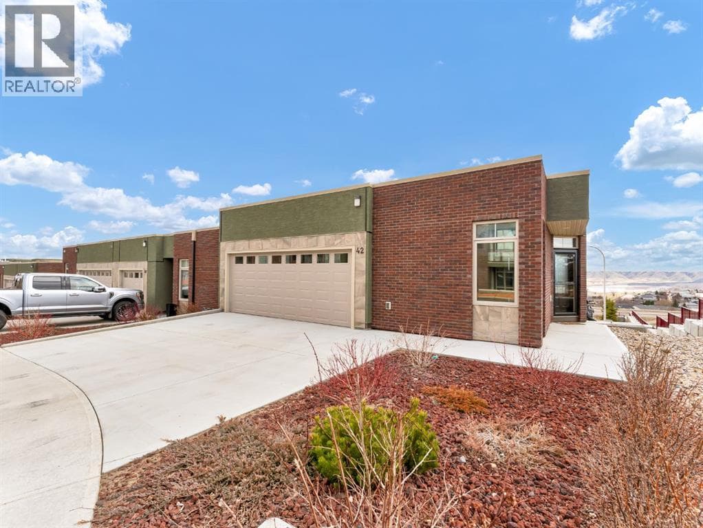 42 Palisades Lane NE photo 2