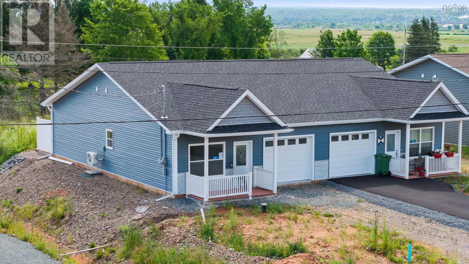 2 bed 2 bath single family at 24 SUMMER HILL Place — $349,900