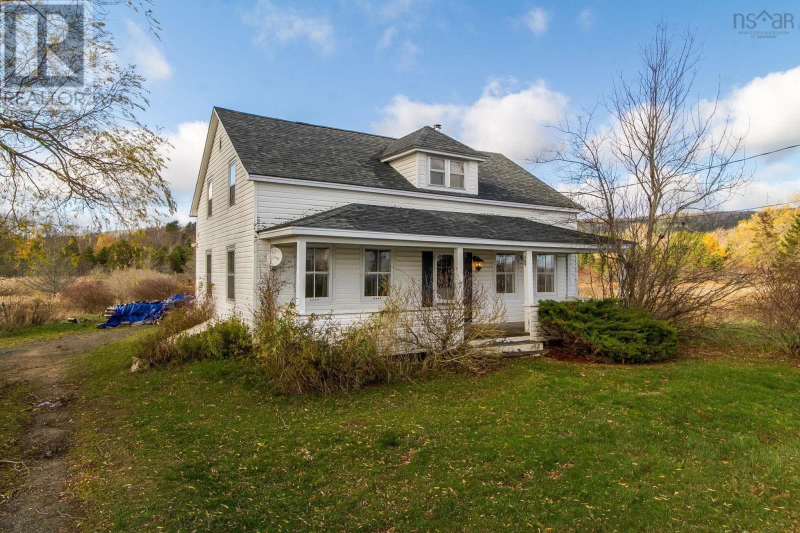 3 bed 2 bath single family at 6209 Highway 1 — $289,900