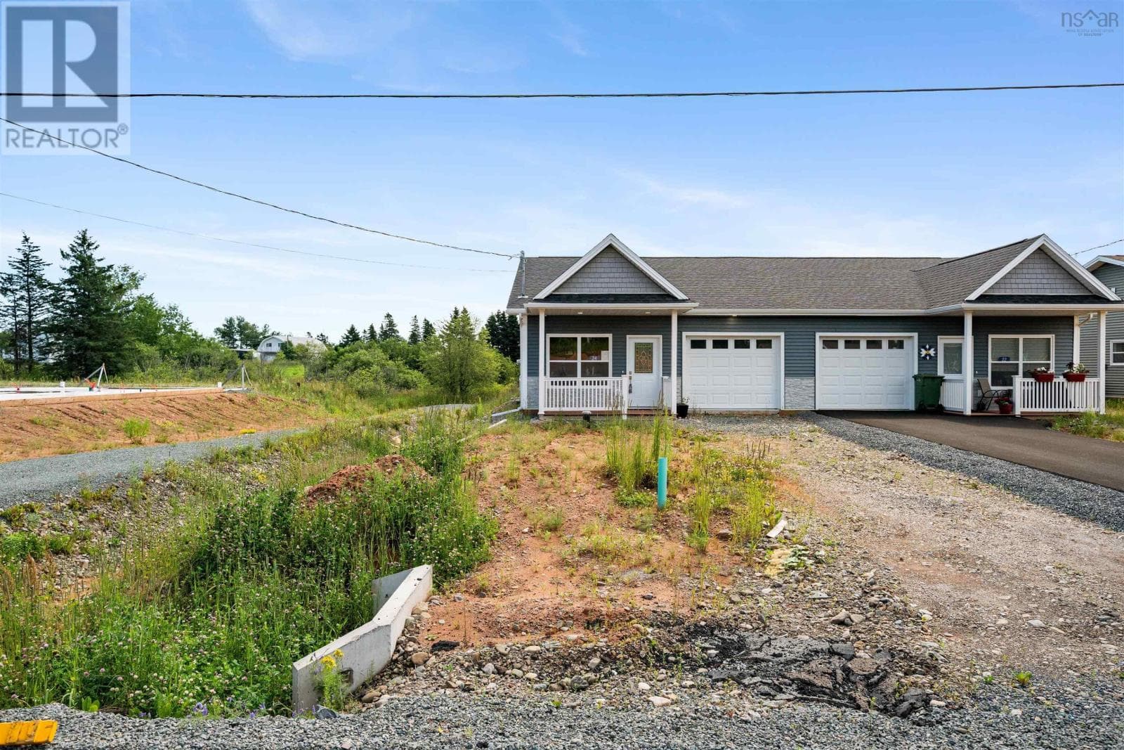 24 SUMMER HILL Place photo 2