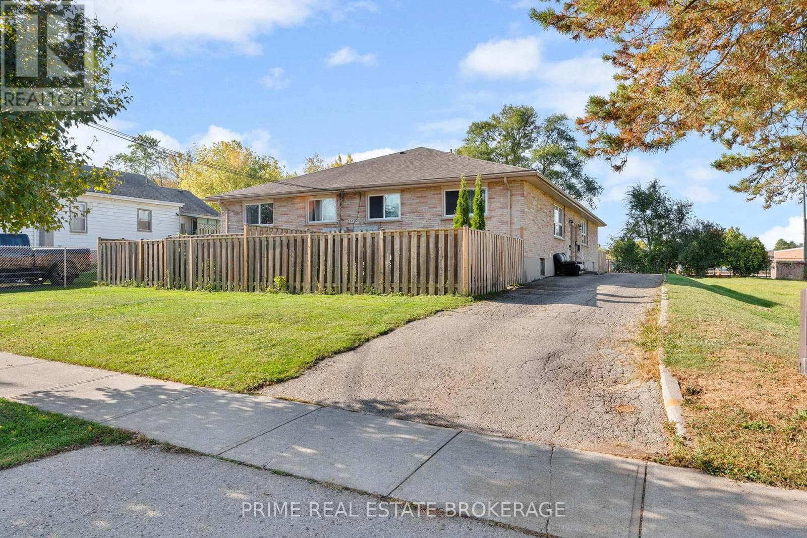 14 bed 6 bath multi-family at 231 GREENWOOD AVENUE — $1,799,000