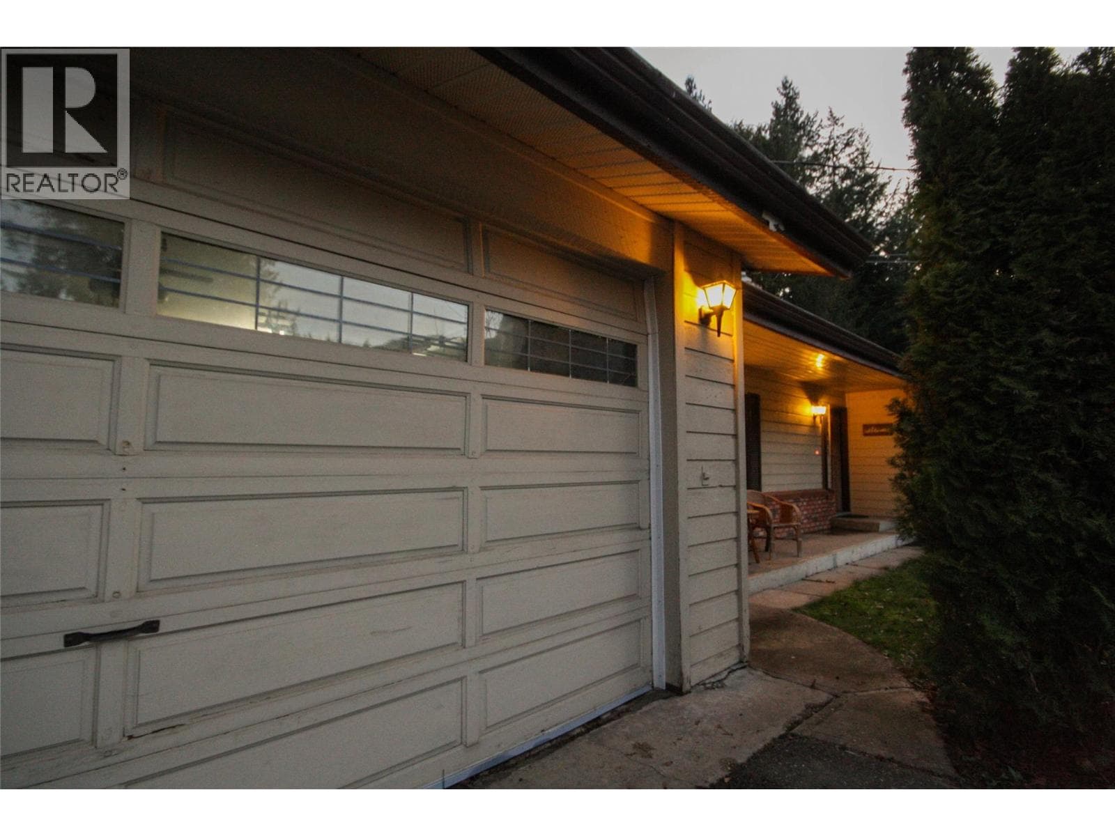 1402 Amhurst Road photo 4