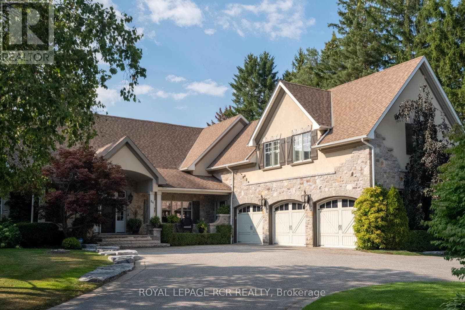 84 KENNEDY ROAD photo 2