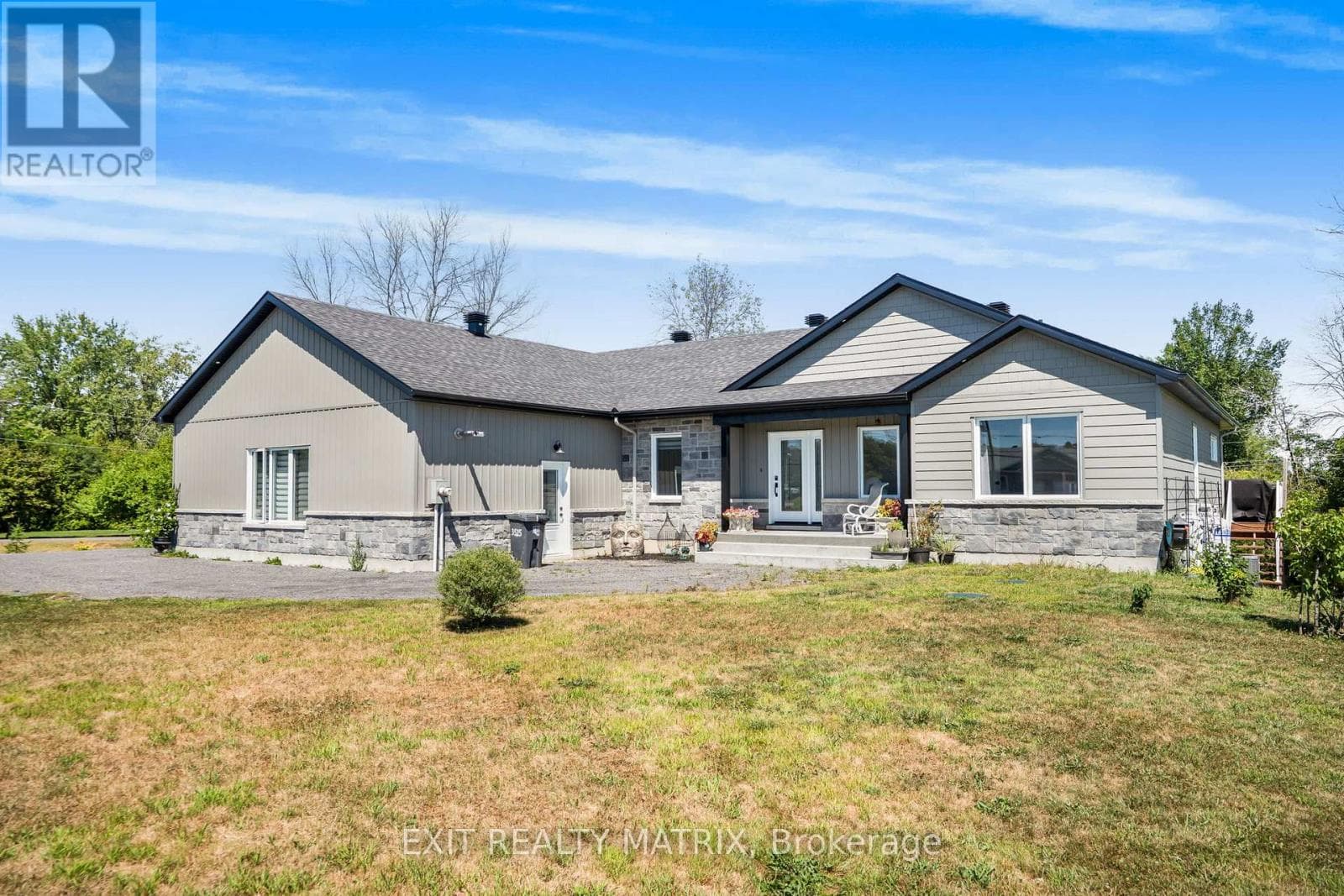 4 bed 4 bath multi-family at 3515 FRONT ROAD E — $1,350,000