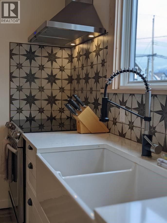 309 Third Street E photo 5