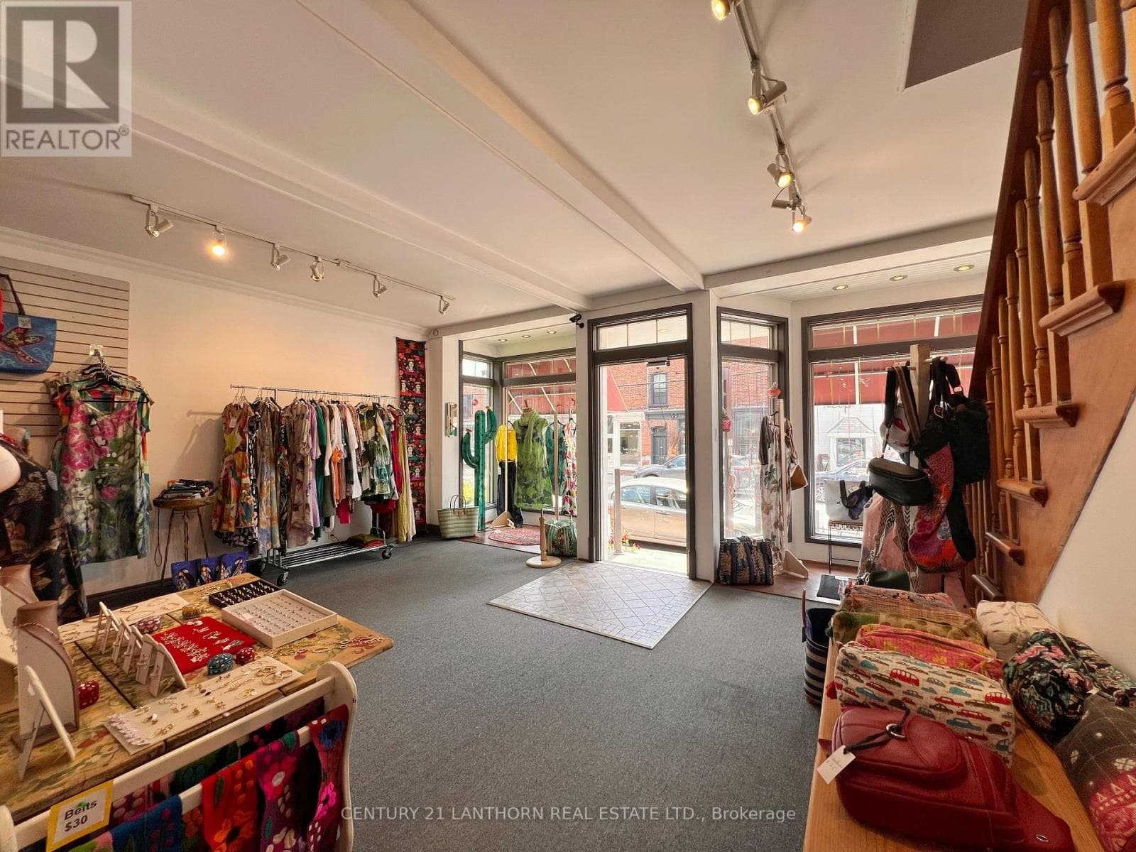 282 BLOOMFIELD MAIN STREET photo 4