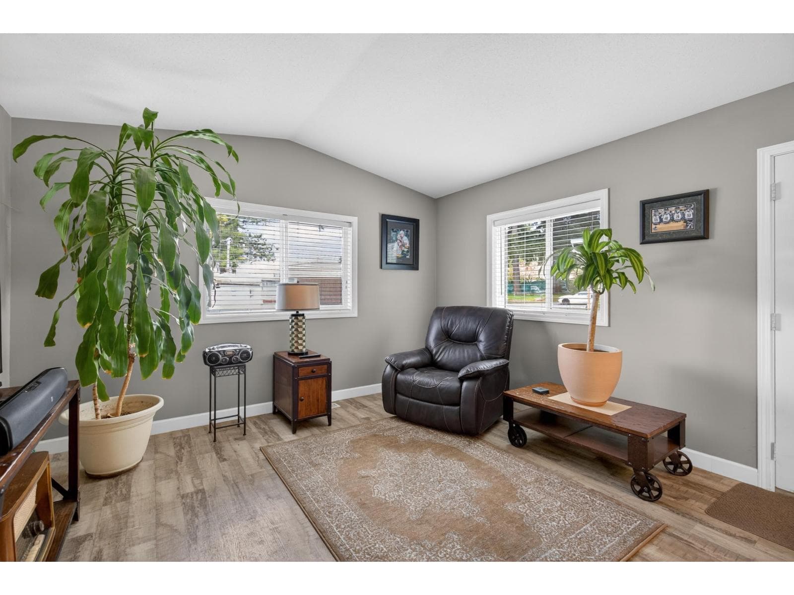 17 24330 FRASER HIGHWAY photo 3