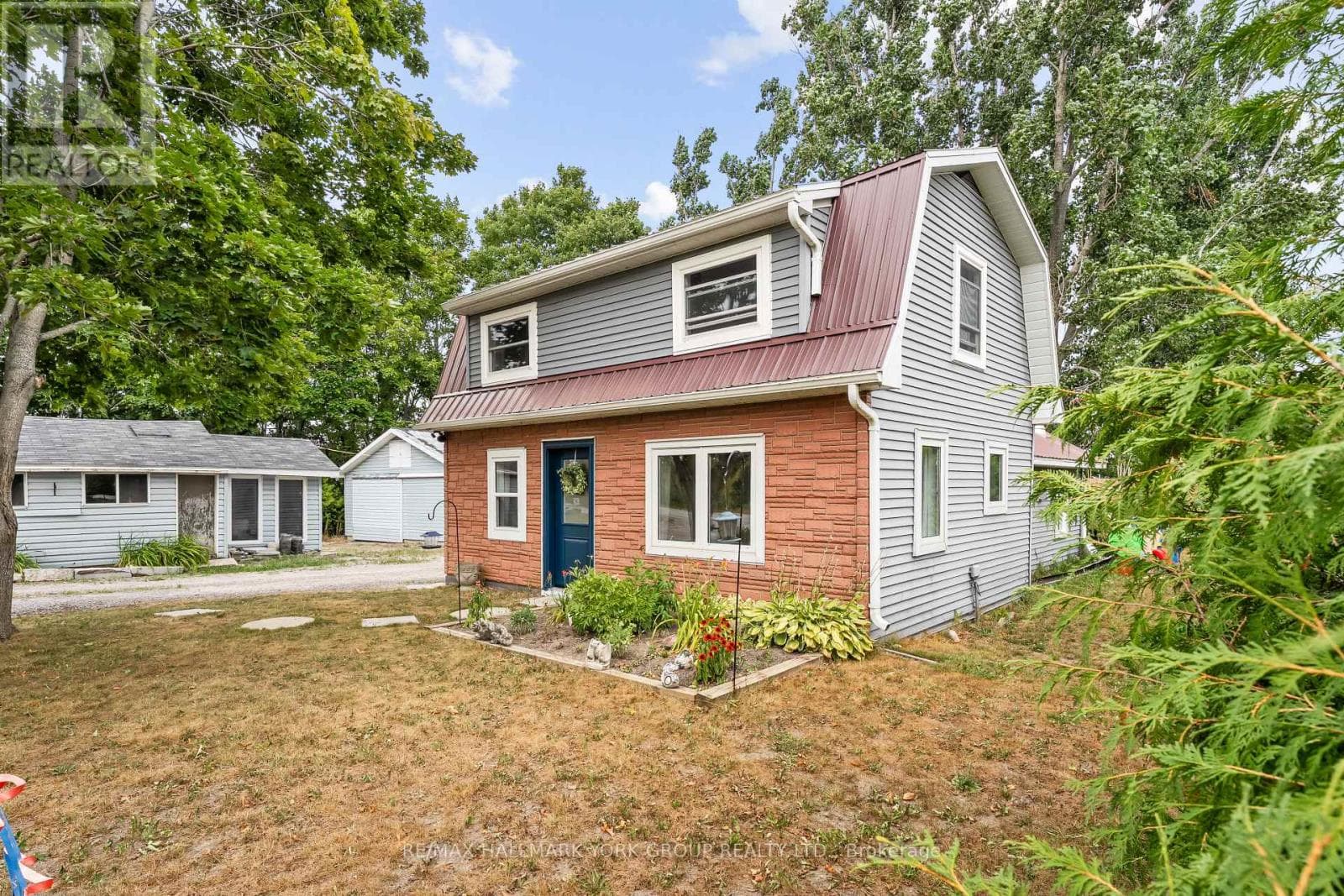 3 bed 1 bath single family at 6 MITCHELLVIEW ROAD — $567,890