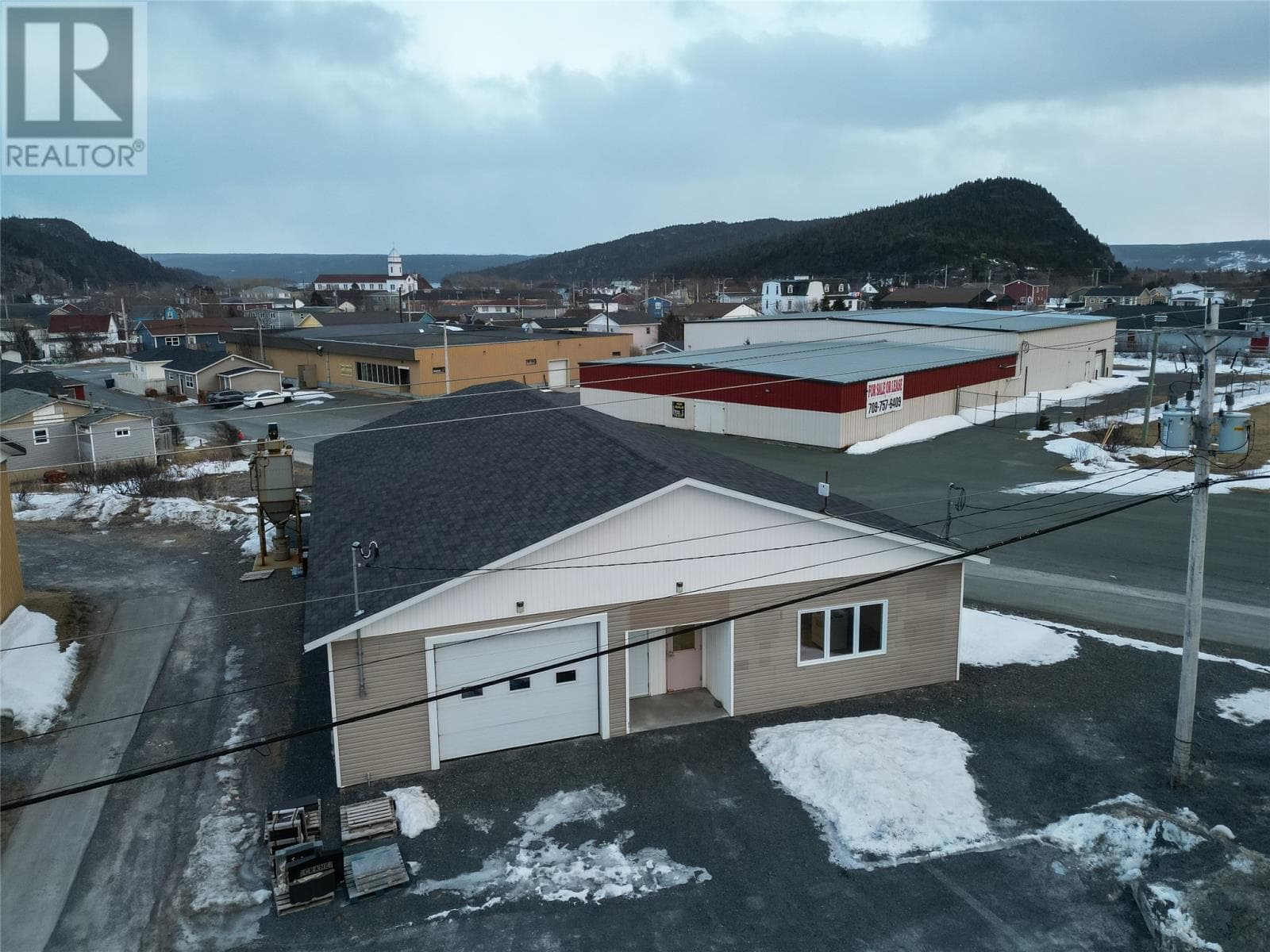 retail at 21 Veterans Way — $259,000