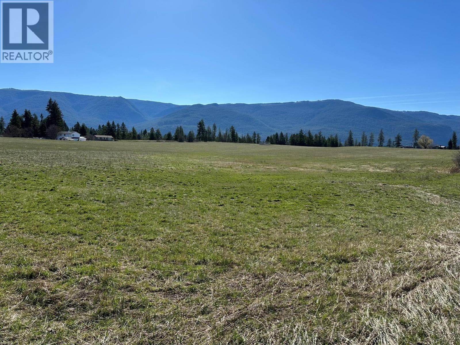 3900 Schubert Road photo 2