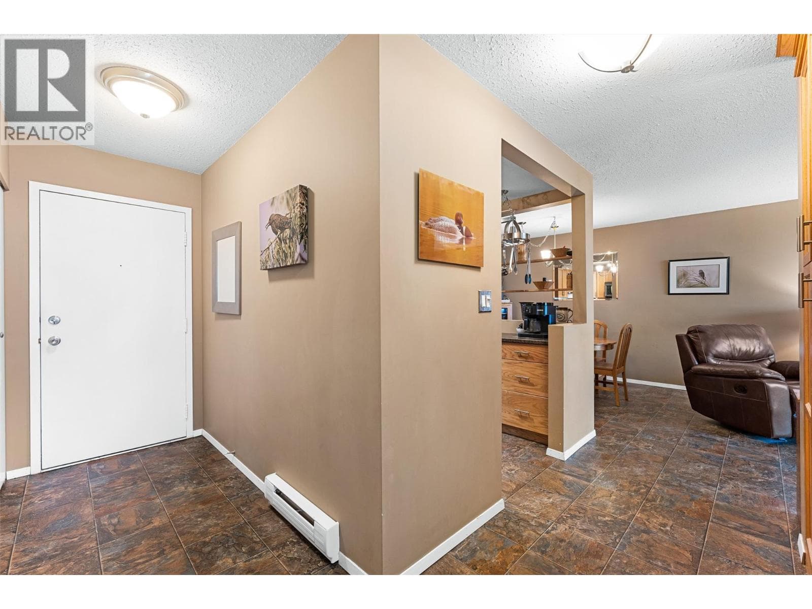284 Yortkon Avenue Unit# 205 photo 3