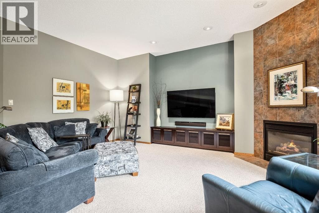 120 Bow Meadows Drive photo 3