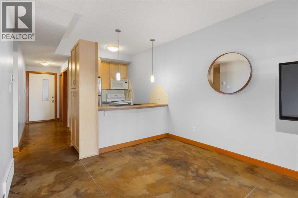 110, 1235 13 Avenue SW photo 2