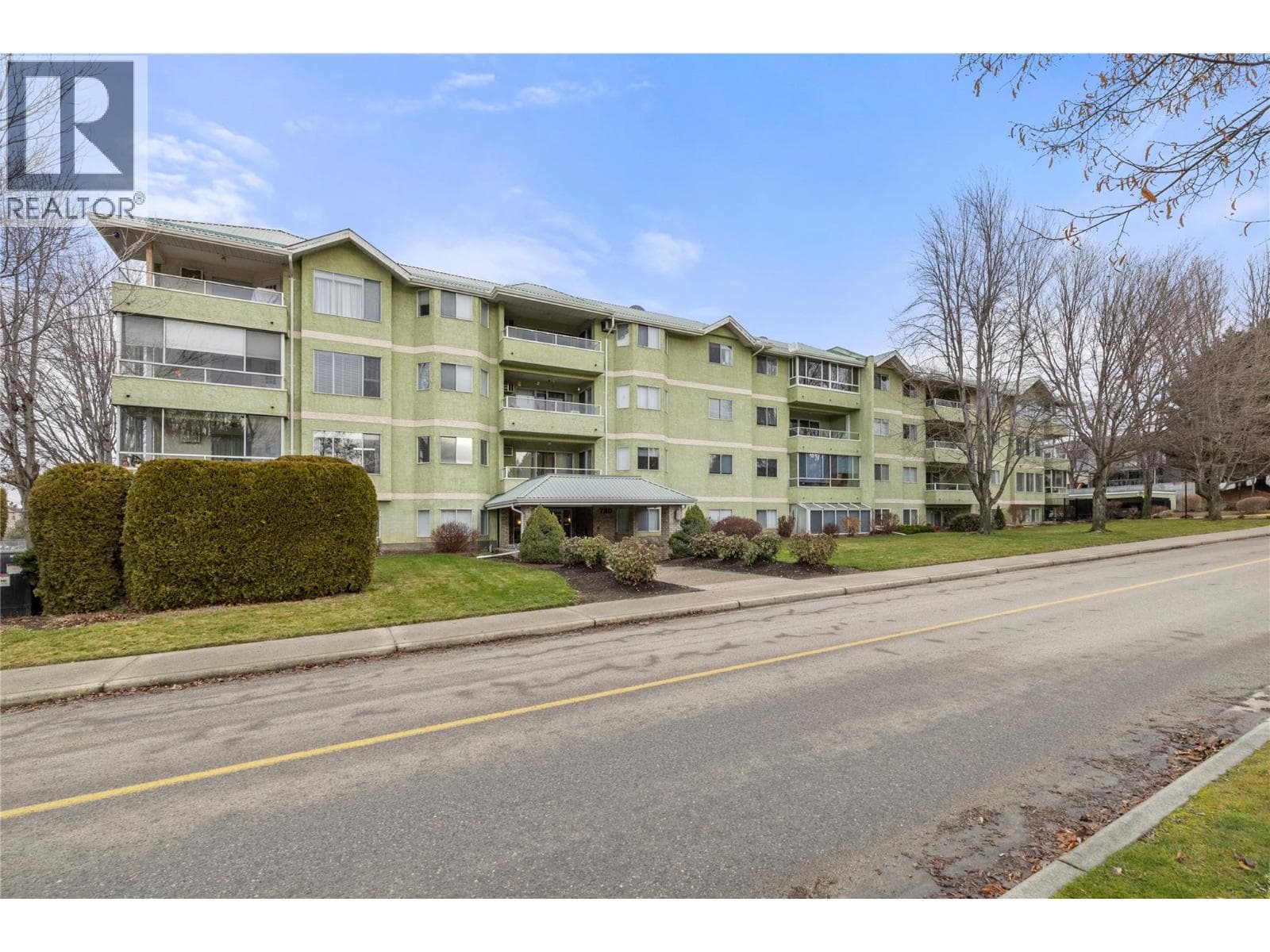 1 bed 1 bath single family at 780 Houghton Road Unit# 201 — $296,900