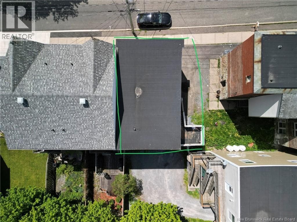 146 Wentworth Street photo 4