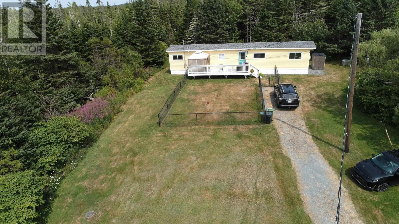 2 bed 1 bath single family at 825 East Jeddore Road — $274,900