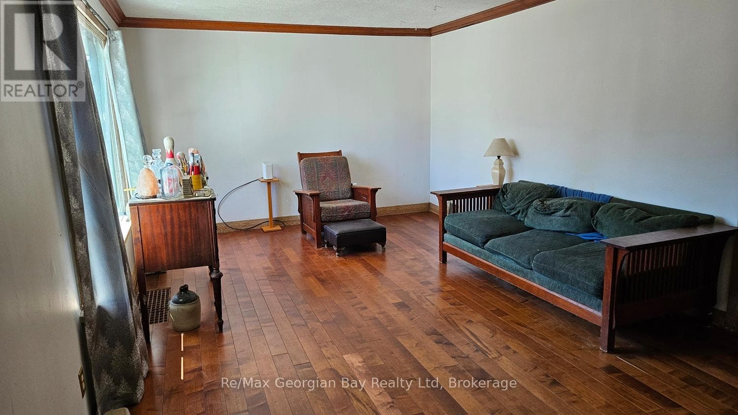 8 STURGEON BAY ROAD photo 3