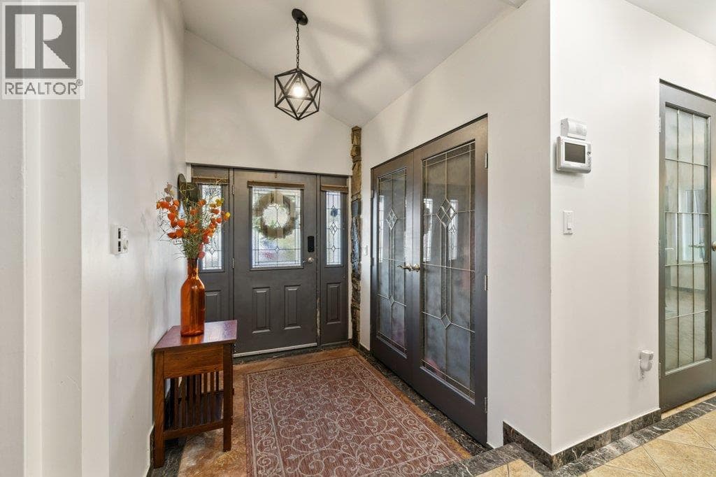 2245 Bennett Road photo 3