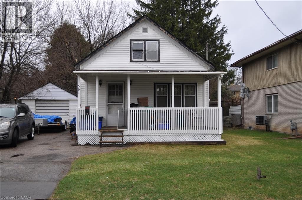 3 bed 1 bath single family at 391 LAWRENCE Avenue — $550,000