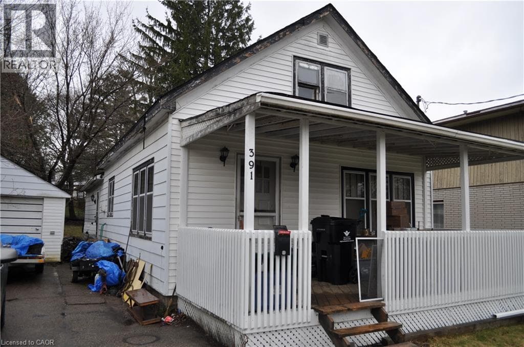 391 LAWRENCE Avenue photo 5