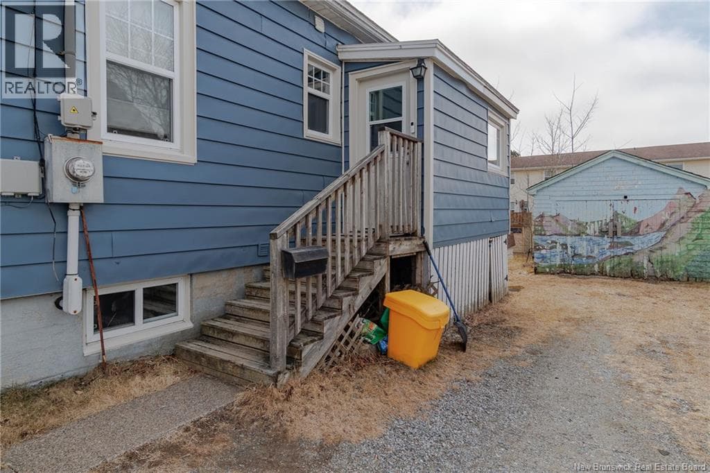 246 Simms Court photo 5