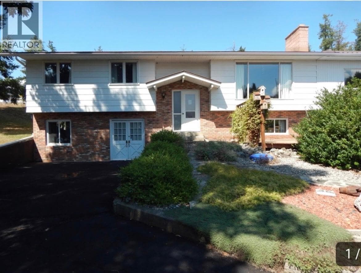 4 bed 4 bath single family at 1530 21 Highway — $798,000