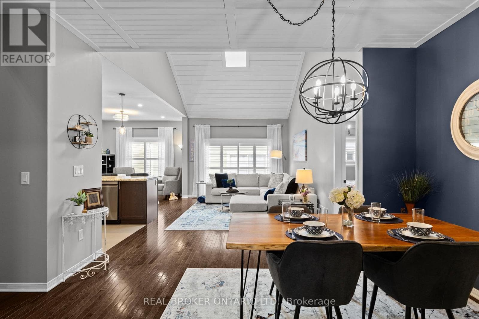 3321 BEACH CLUB BOULEVARD photo 4