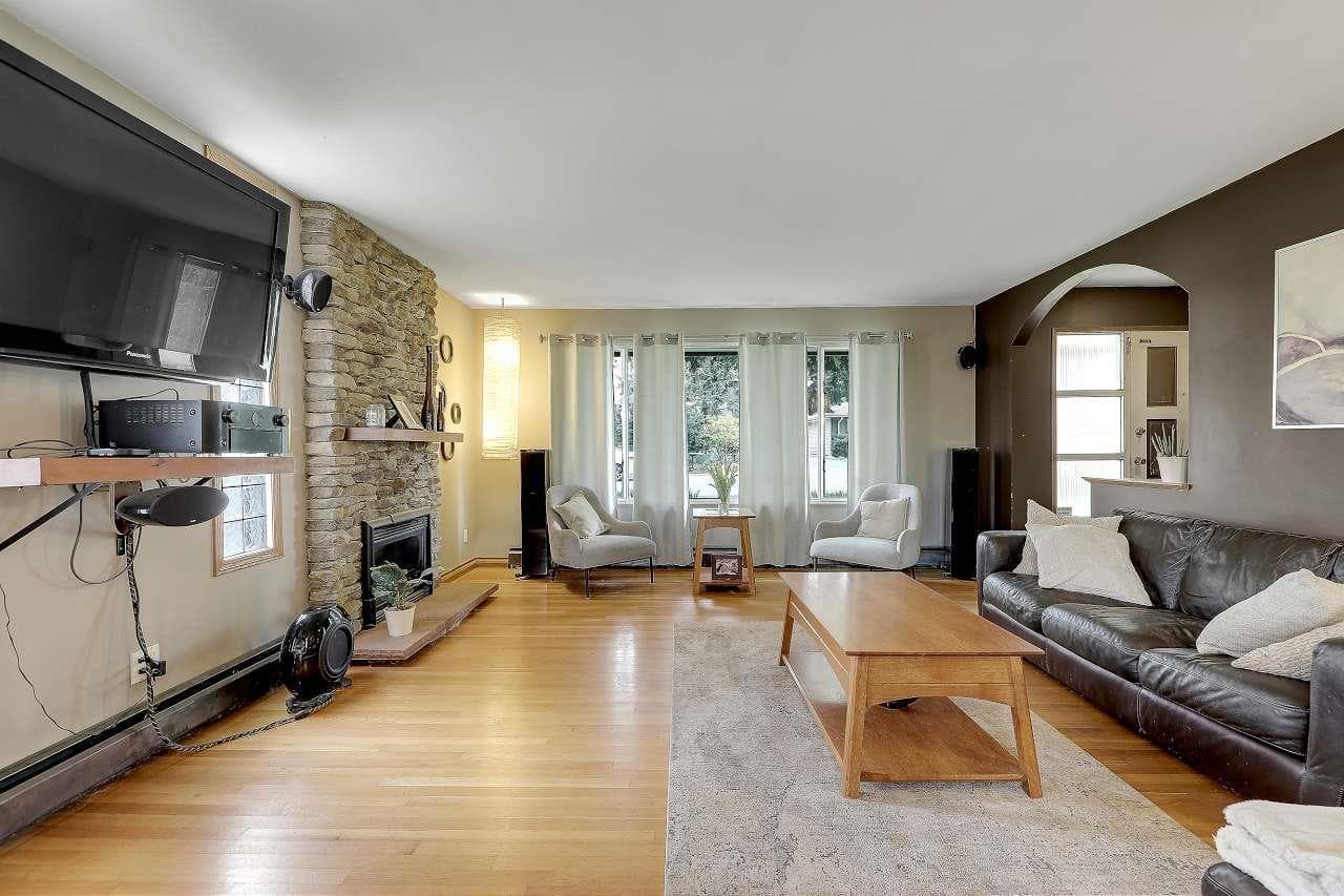 10977 WREN CRESCENT photo 3
