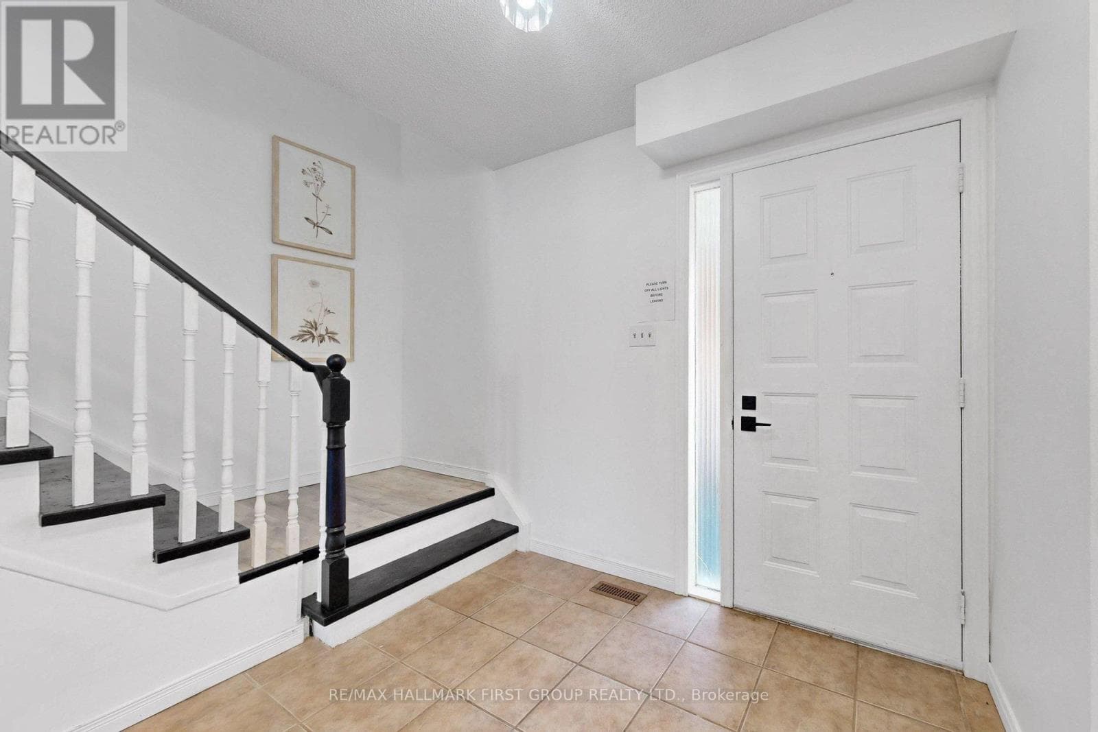 1138 TANZER COURT photo 4
