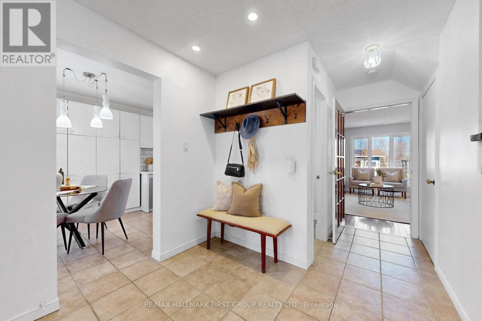 1138 TANZER COURT photo 5