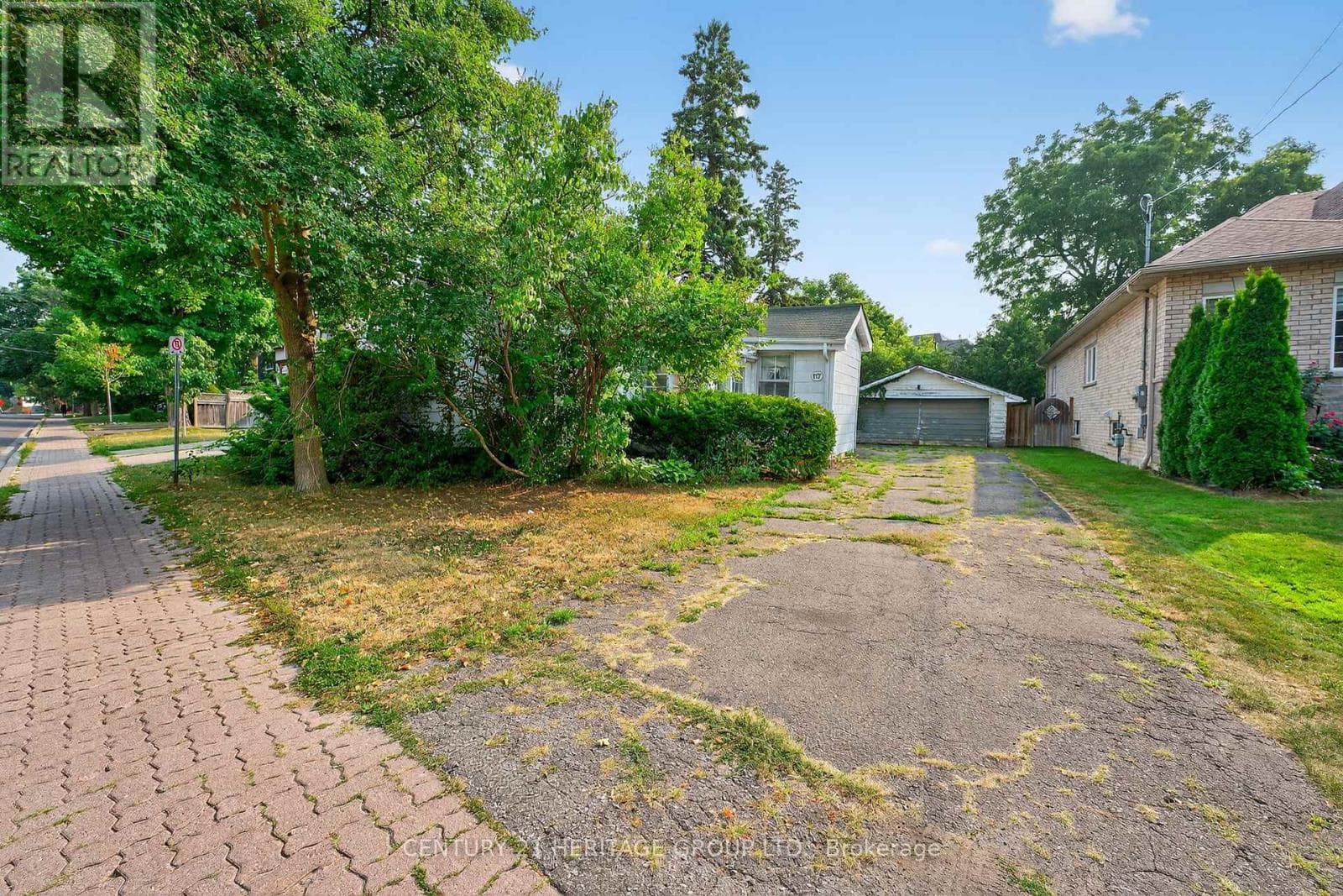 117 LUCAS STREET photo 2